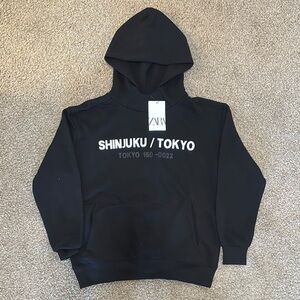 Zara Black Sweatshirt Shinjuku Tokyo Design